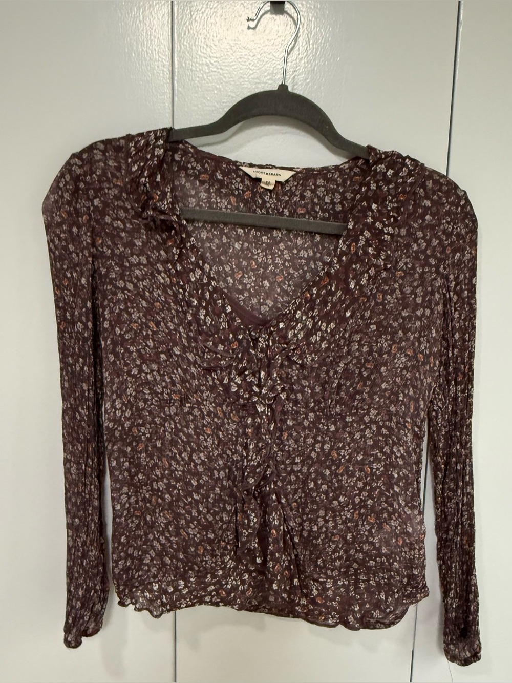 Lucky Brand Maroon Floral Ruffle V-Neck Long Sleeve Blouse